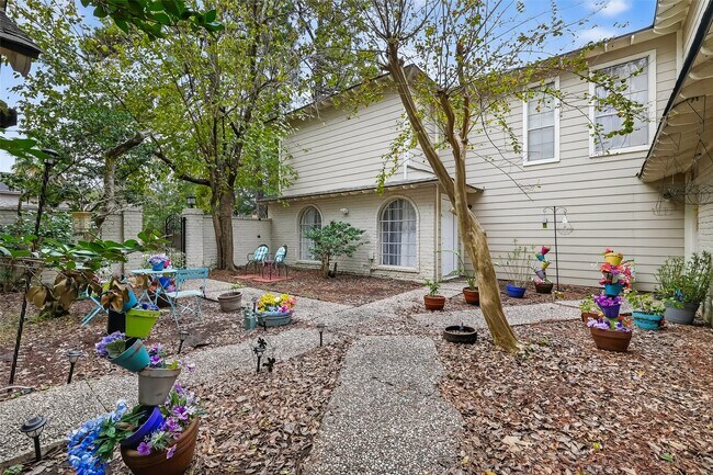 Building Photo - 14030 Cashel Forest Dr