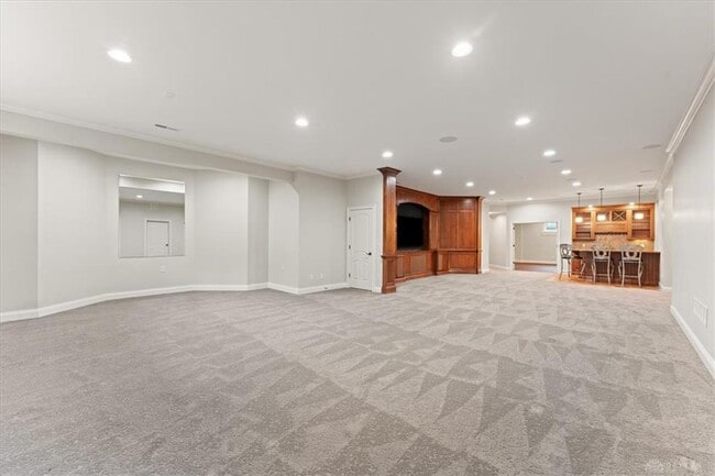 Building Photo - 9020 Whisperinghill Dr
