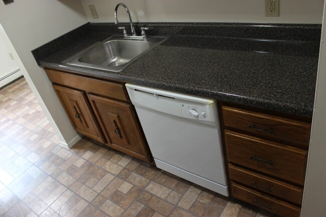 Kitchen - Brigham House Apartments