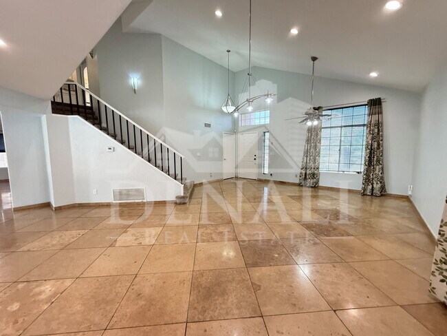 Building Photo - 18220 N 45th St