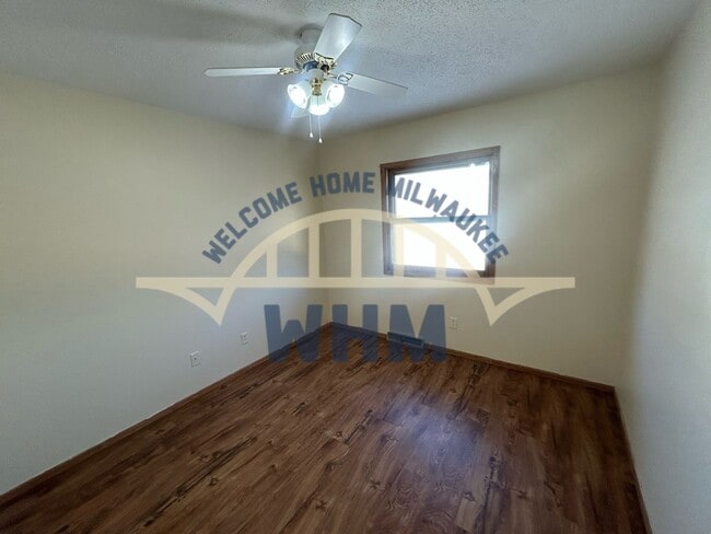 Building Photo - 6580 N 73rd St