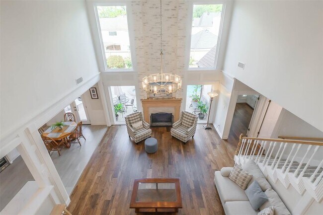 Building Photo - 1319 Hannington Dr