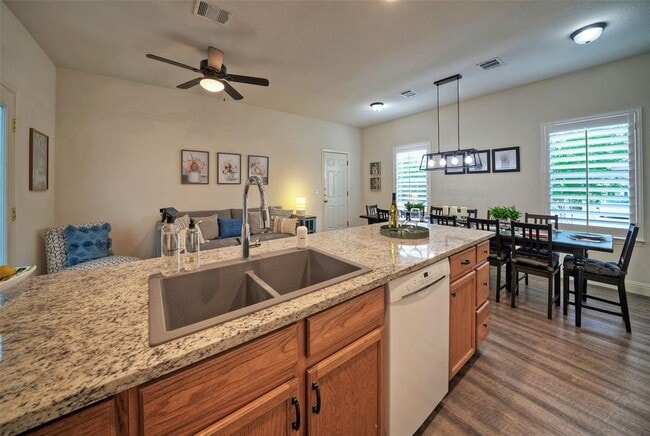 Building Photo - 301 Windridge Village Cove