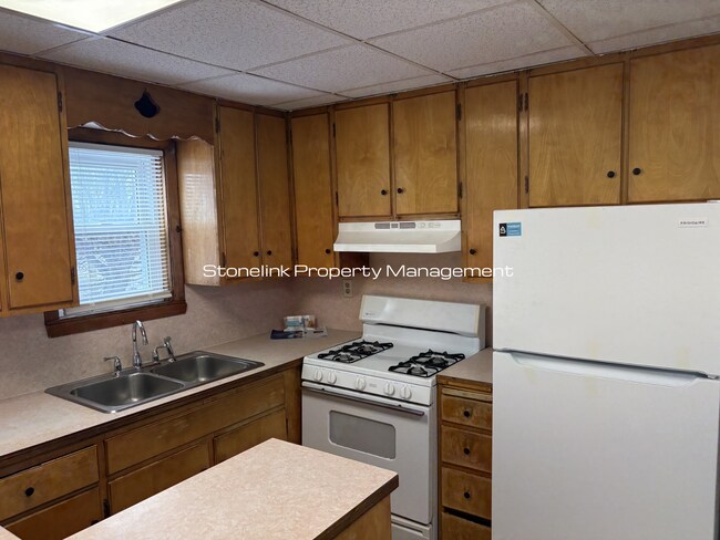 Building Photo - 125-127 Pond Street