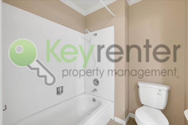 Building Photo - 2254 Woodside Ln