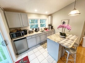 Building Photo - 1200 16th St