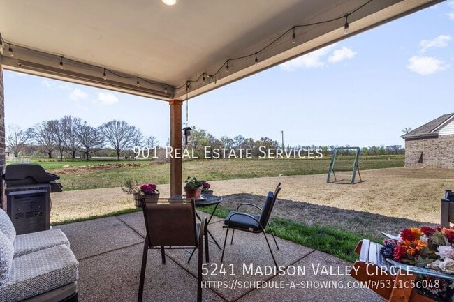 Building Photo - 5241 Madison Vly Ln