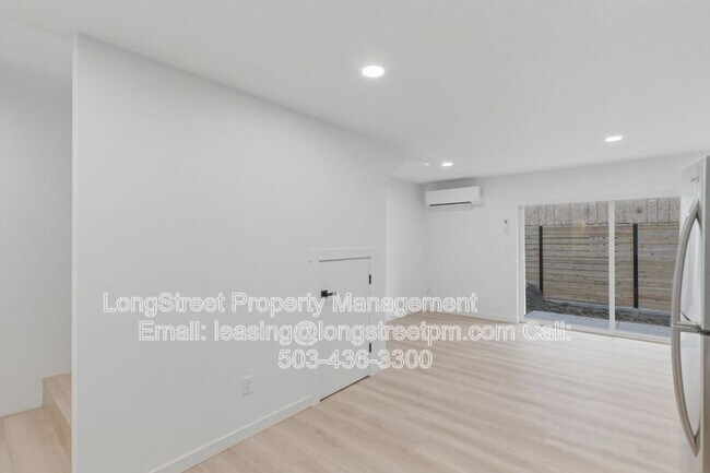 Building Photo - 822 S 19th St