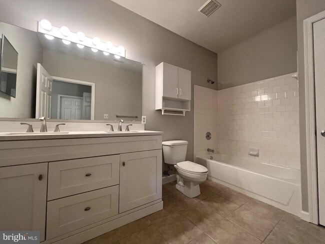Building Photo - 9312 Groffs Mill Dr