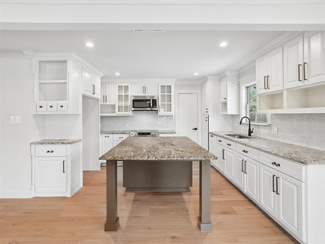 Building Photo - 5544 Ranchero Ln