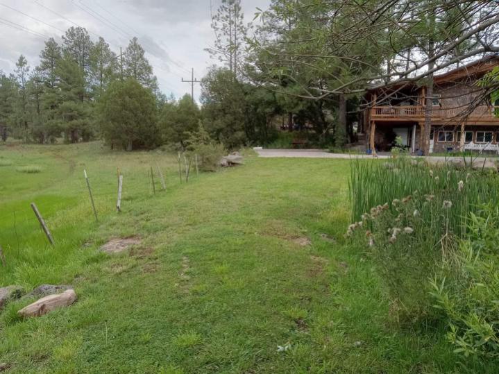 Building Photo - 880 Rockcrest Dr