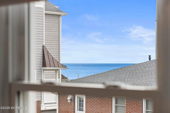 Building Photo - 1201 Ocean Ave