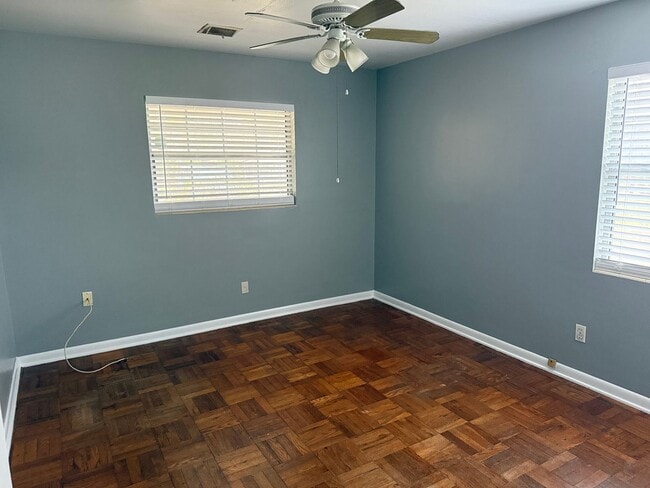 Building Photo - Levy Park/MIDTOWN