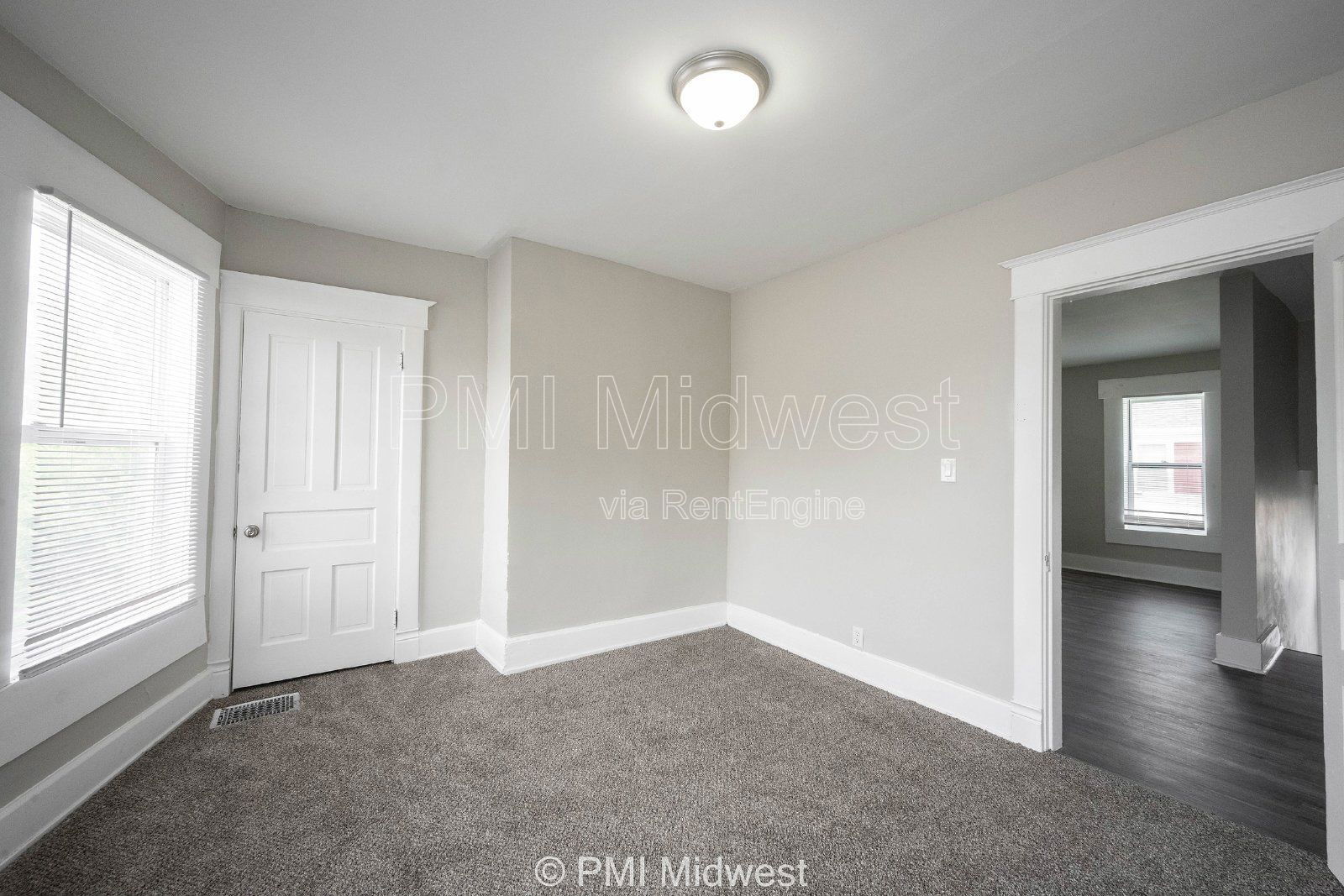 Building Photo - 538 W 29th St