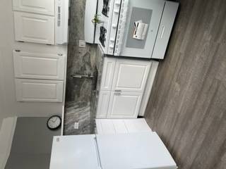 Primary Photo - Sunny 2 Bedroom apartment