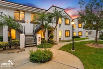 Building Photo - Charming 2Bdm 2Ba Condo with Private Balcony in Heart of Mira Mesa!