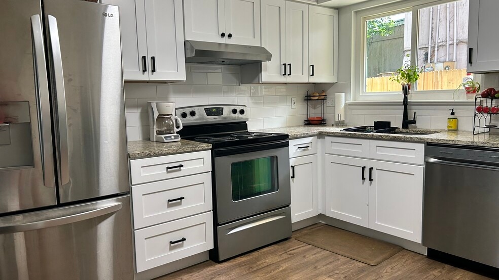 Building Photo - 3406 Gail Dr