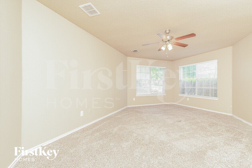 Building Photo - 1132 Beechwood Ln