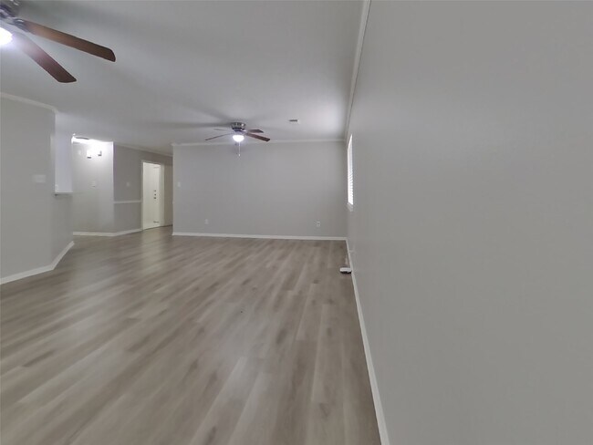 Building Photo - 18018 Heron Forest Ln