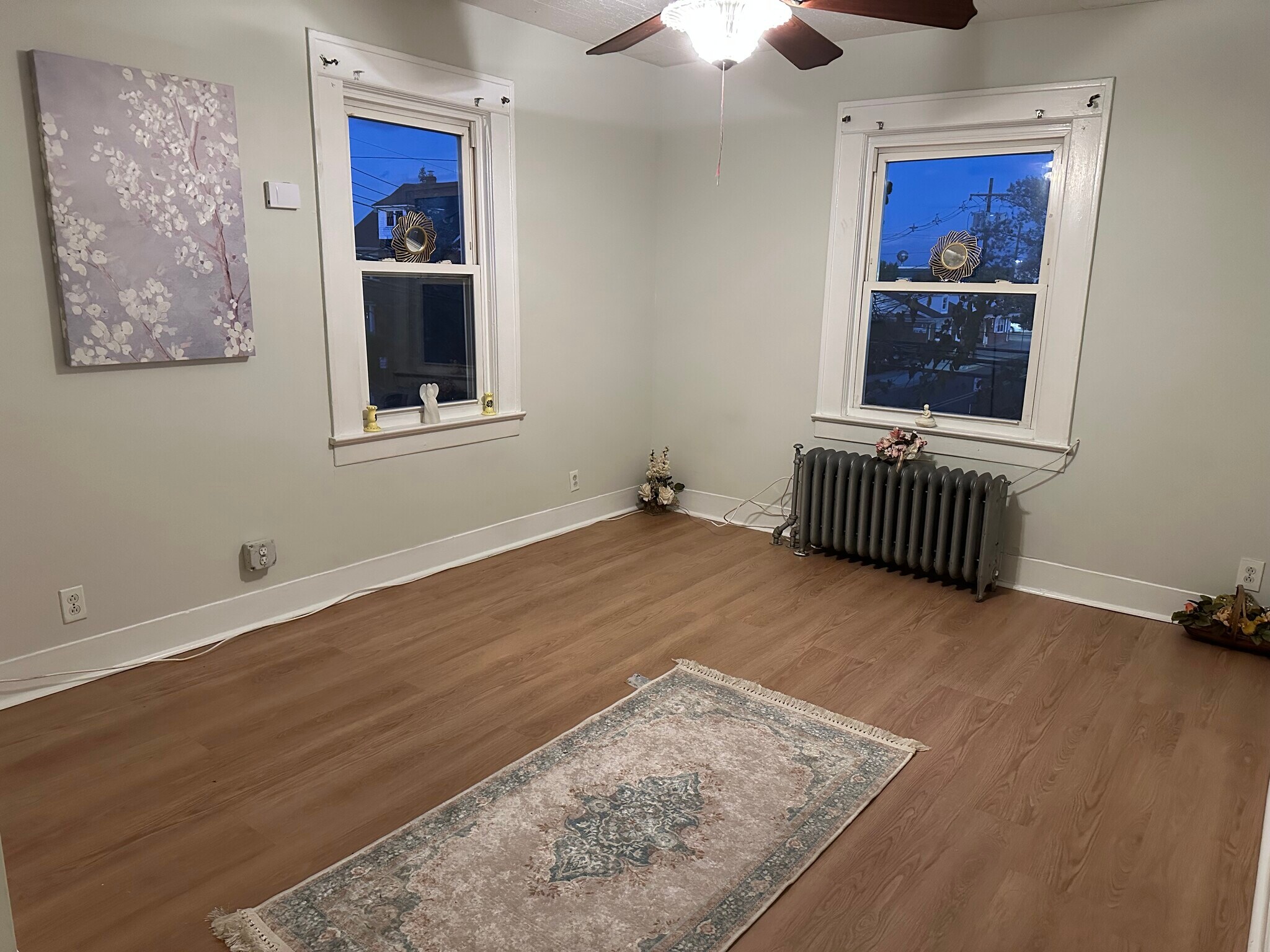 Building Photo - 269 N 1st Ave