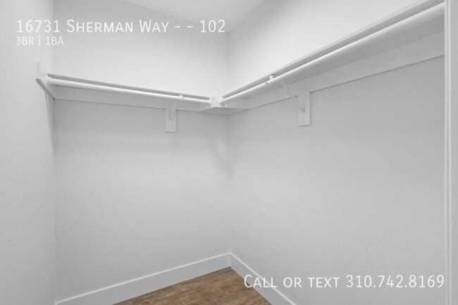 Building Photo - 16731 Sherman Way