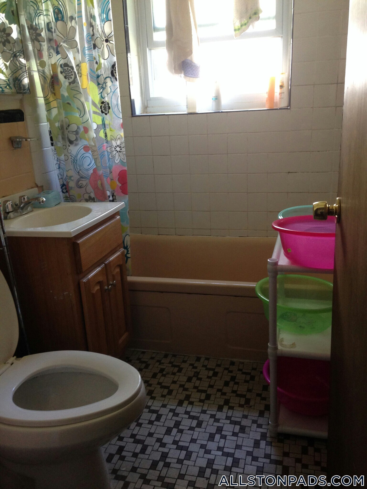 Building Photo - 4 President Terrace