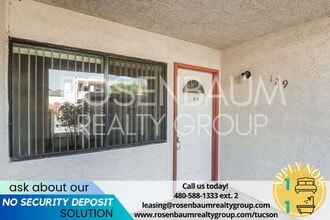 Building Photo - Gorgeous 1-bed, 1-bath downstairs apartmen...