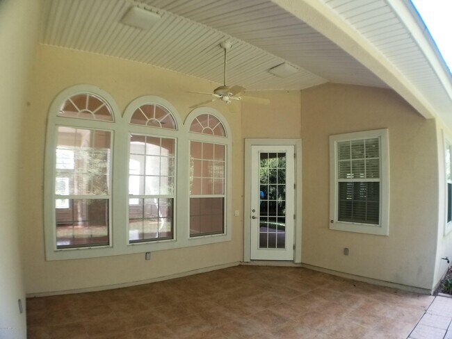 Building Photo - 2580 Heather Oaks Ct