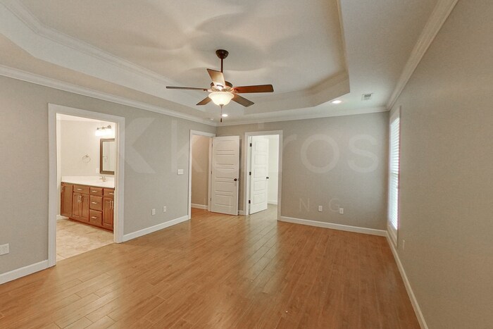 Building Photo - 107 Kamarie Ln