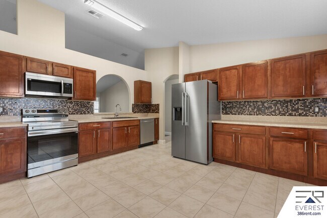 Building Photo - 71 Wellwood Ln