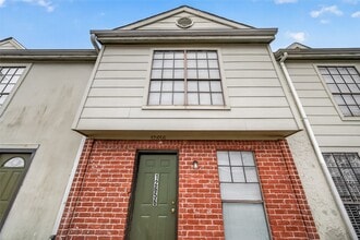 Building Photo - 12656 Windsor Village Dr