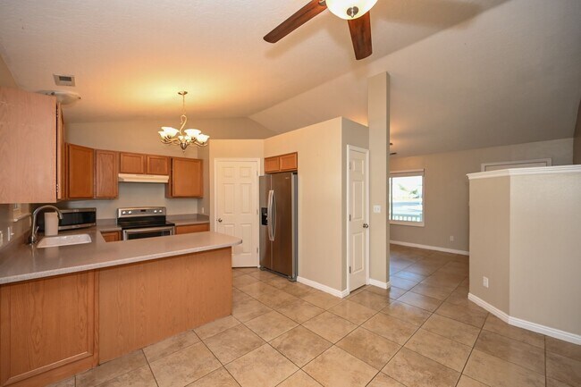 Building Photo - Great Family Home in Excellent Location!