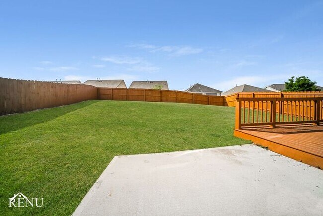 Building Photo - 2360 Cornell Cir