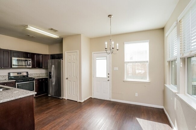Building Photo - 21815 Octavia Way