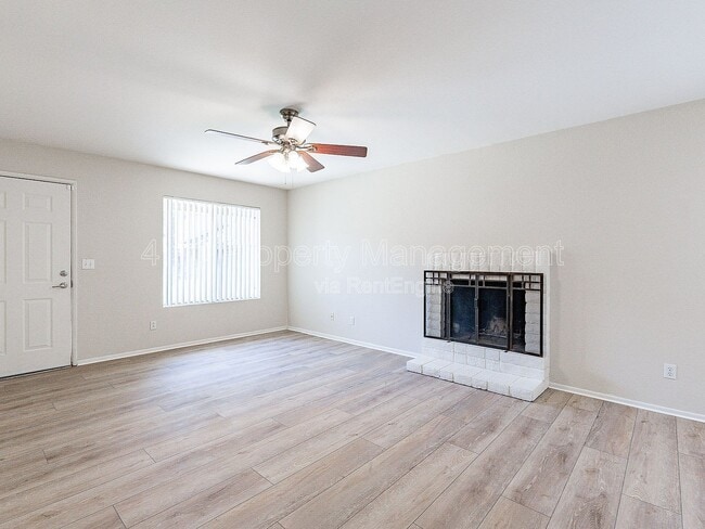 Building Photo - 1266 N 85th Pl