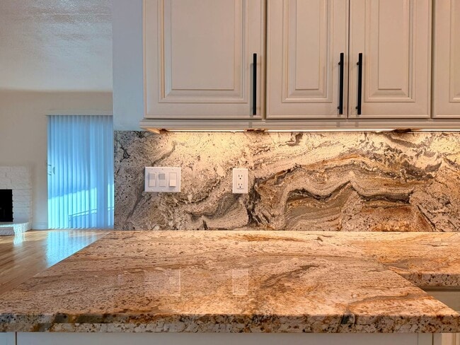 Building Photo - 7695 Torrem St