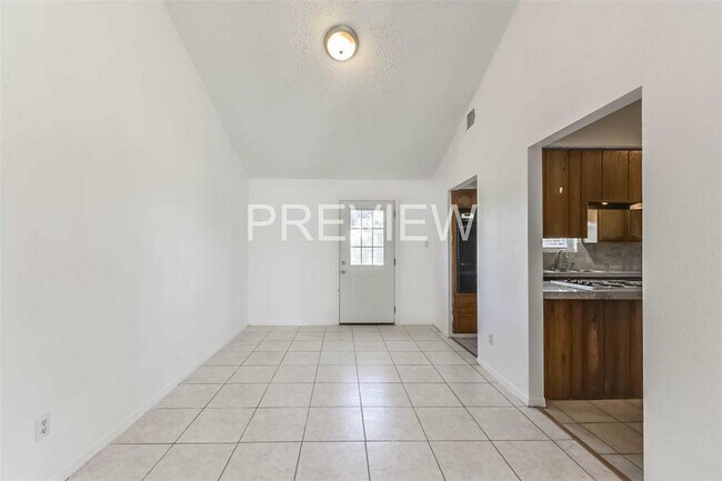 Building Photo - 22606 Poppyfield Dr