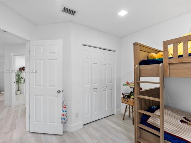 Building Photo - 1607 SW 157th Ave