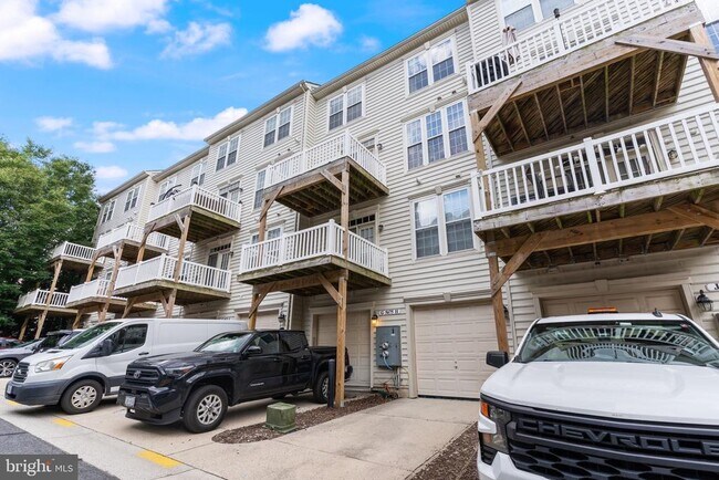 Building Photo - 5675 Harrington Falls Ln