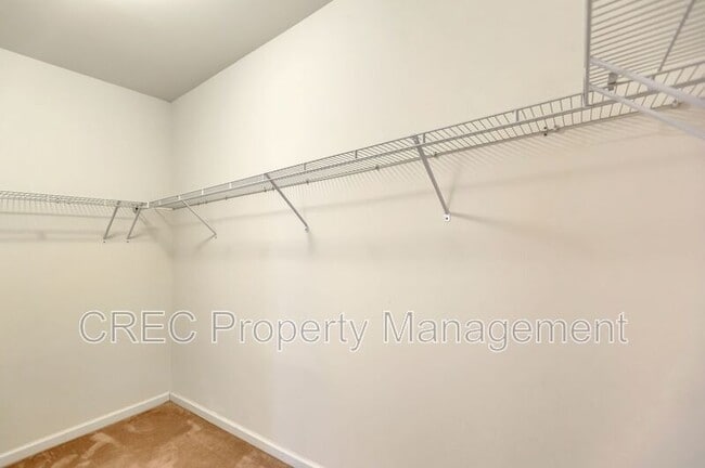 Building Photo - 1689 Eider Down Dr