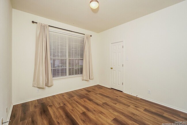 Building Photo - 5631 Arcadia Park