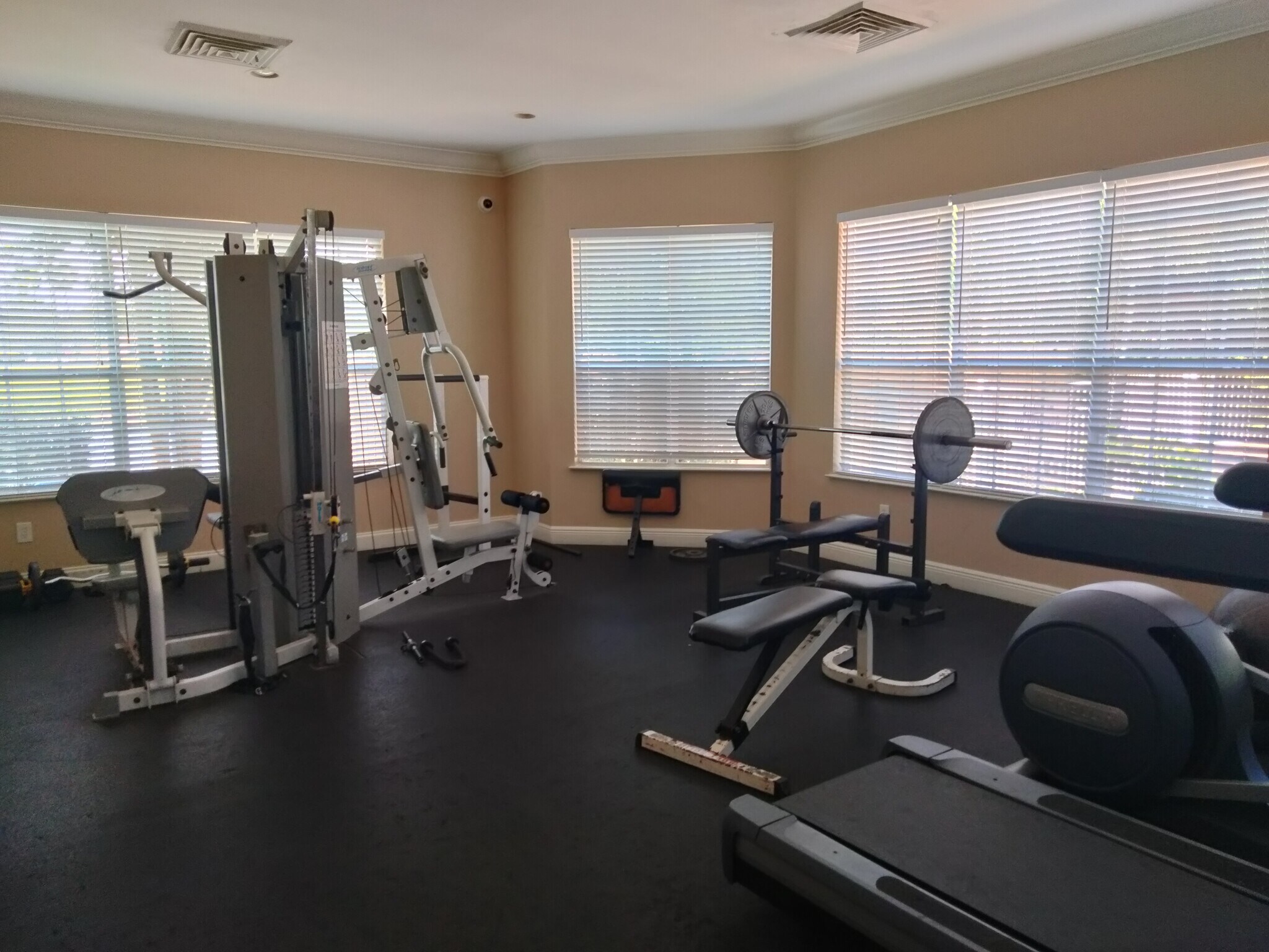 Building Photo - 520 Florida Club Blvd