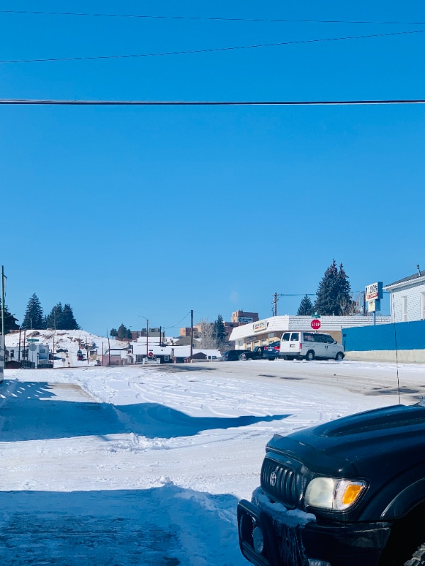 Building Photo - 108 W Gold St