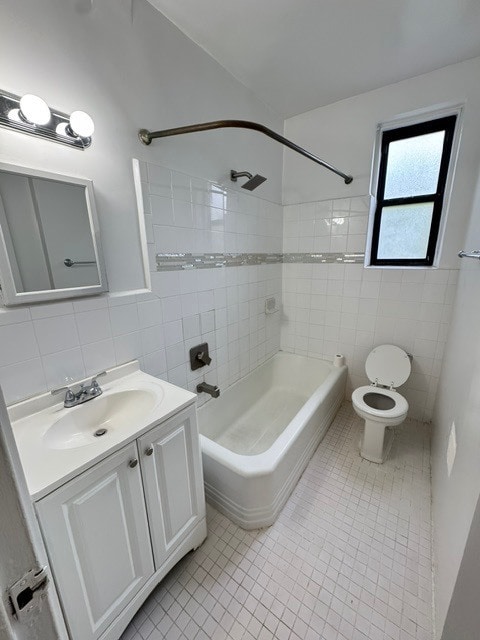 Building Photo - 256 Martine Ave