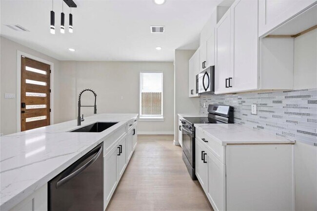 Building Photo - 9212 Jutland Rd