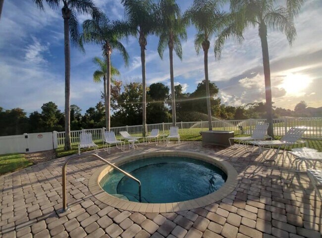 Building Photo - 2208 Mystic Ring Loop