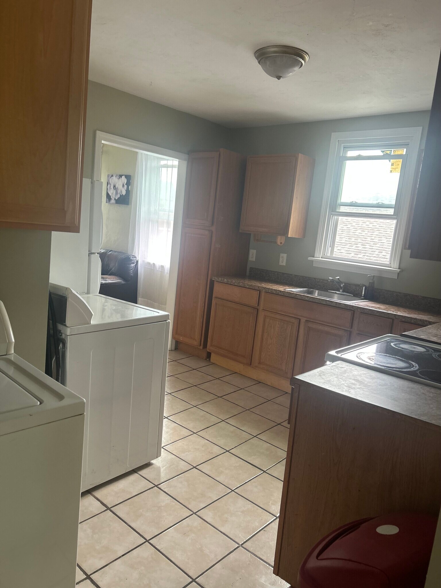 Building Photo - 7 Cristy St