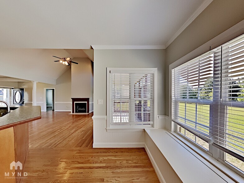 Building Photo - 91 Wood Valley Dr