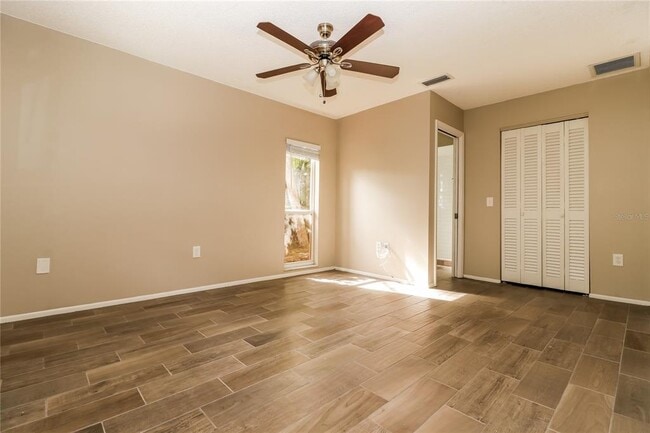 Building Photo - 1124 Danny Dr