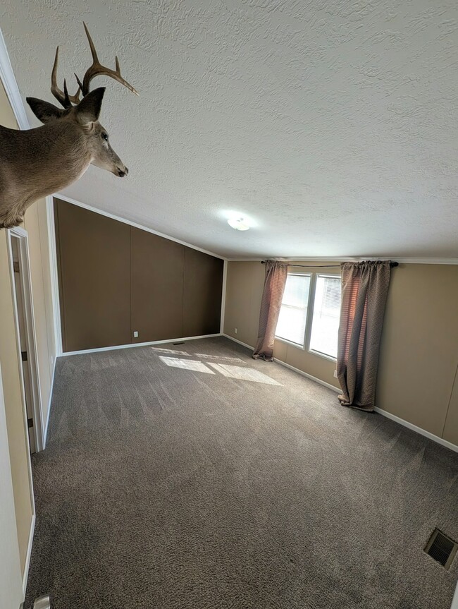 Building Photo - 8030 Hwy 53